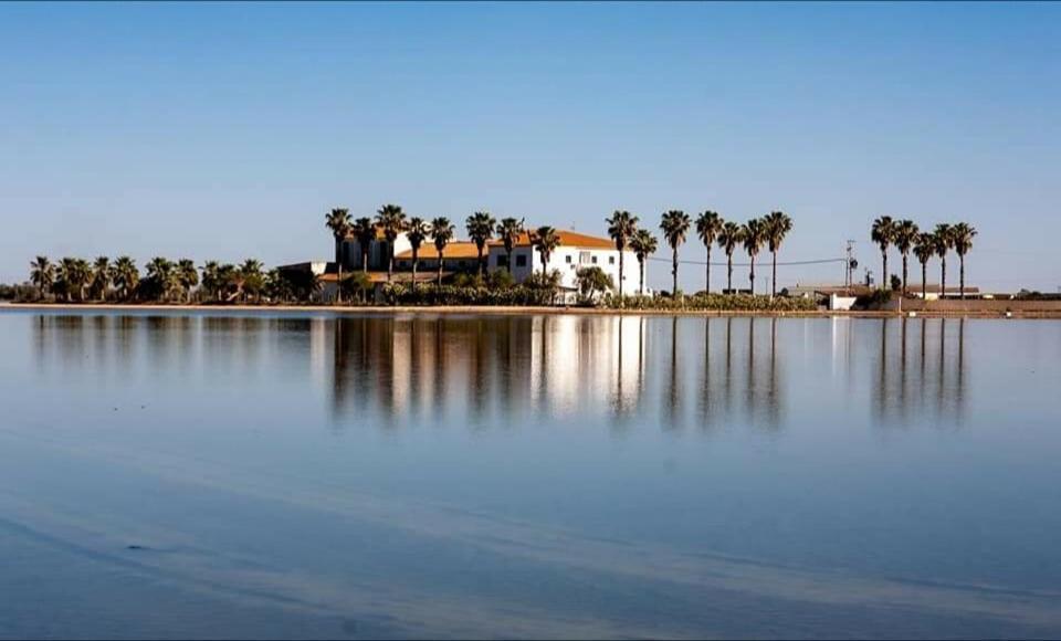 Villa Gloria Fuertes Sevilla Exterior foto
